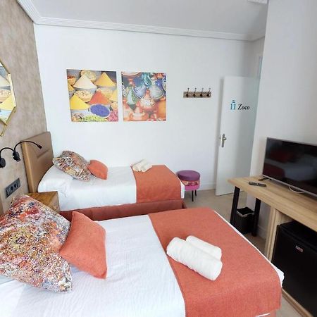 Hostal Boutique La Espanola Рота Экстерьер фото