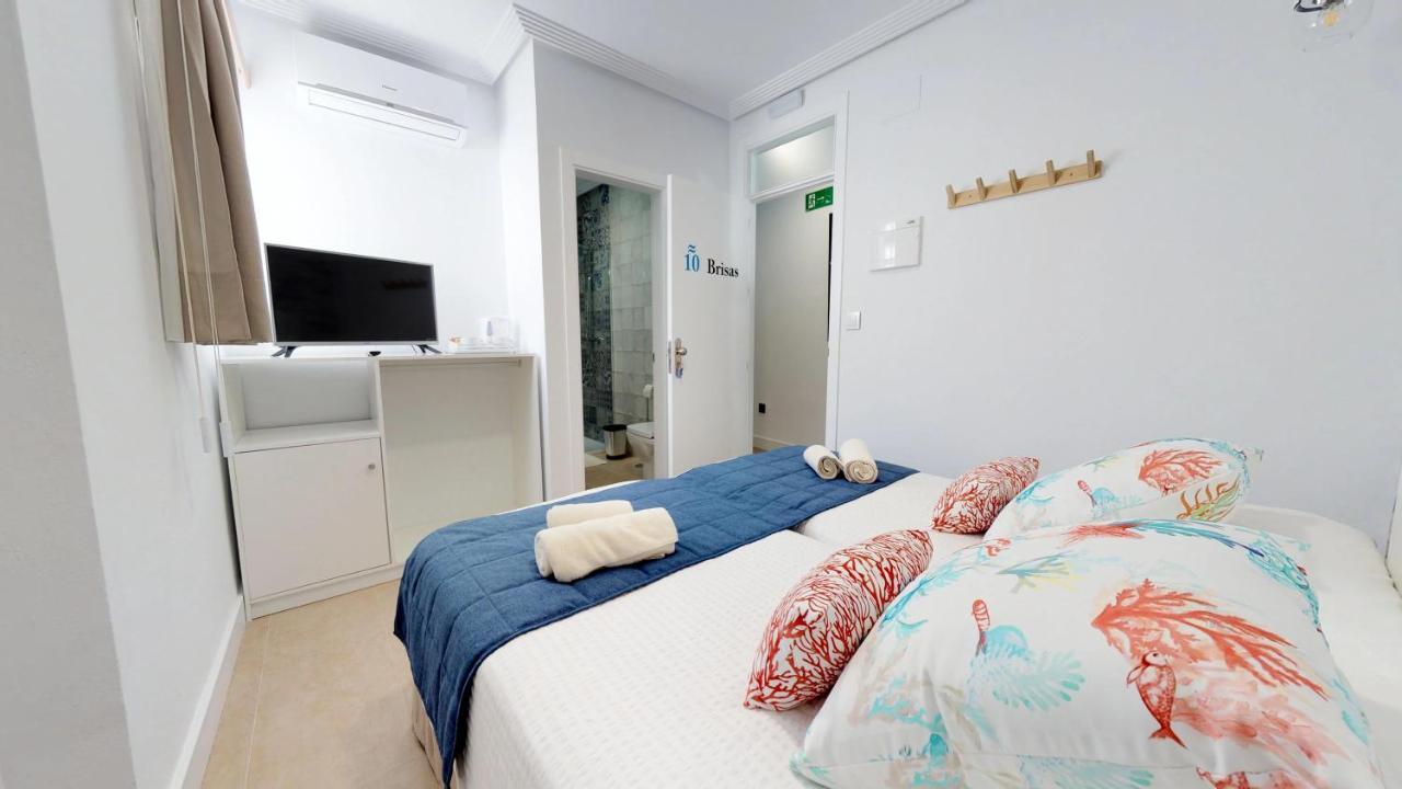Hostal Boutique La Espanola Рота Экстерьер фото