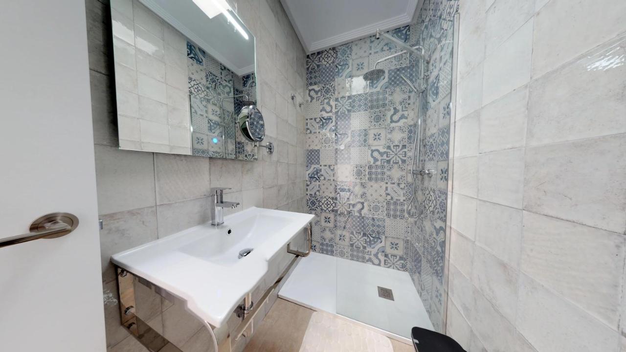 Hostal Boutique La Espanola Рота Экстерьер фото